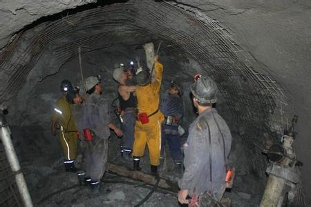 都安工程爆破中的危险因素分析以及应对工程爆破危险的措施